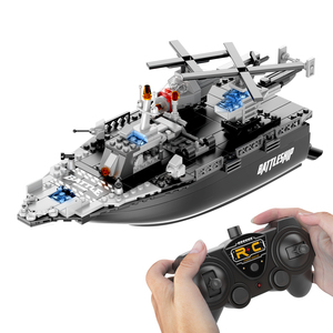 V605 2.4Ghz 20Km/h Ocean Warship RC Boat DIY STEM Building Block Toys 293PCS